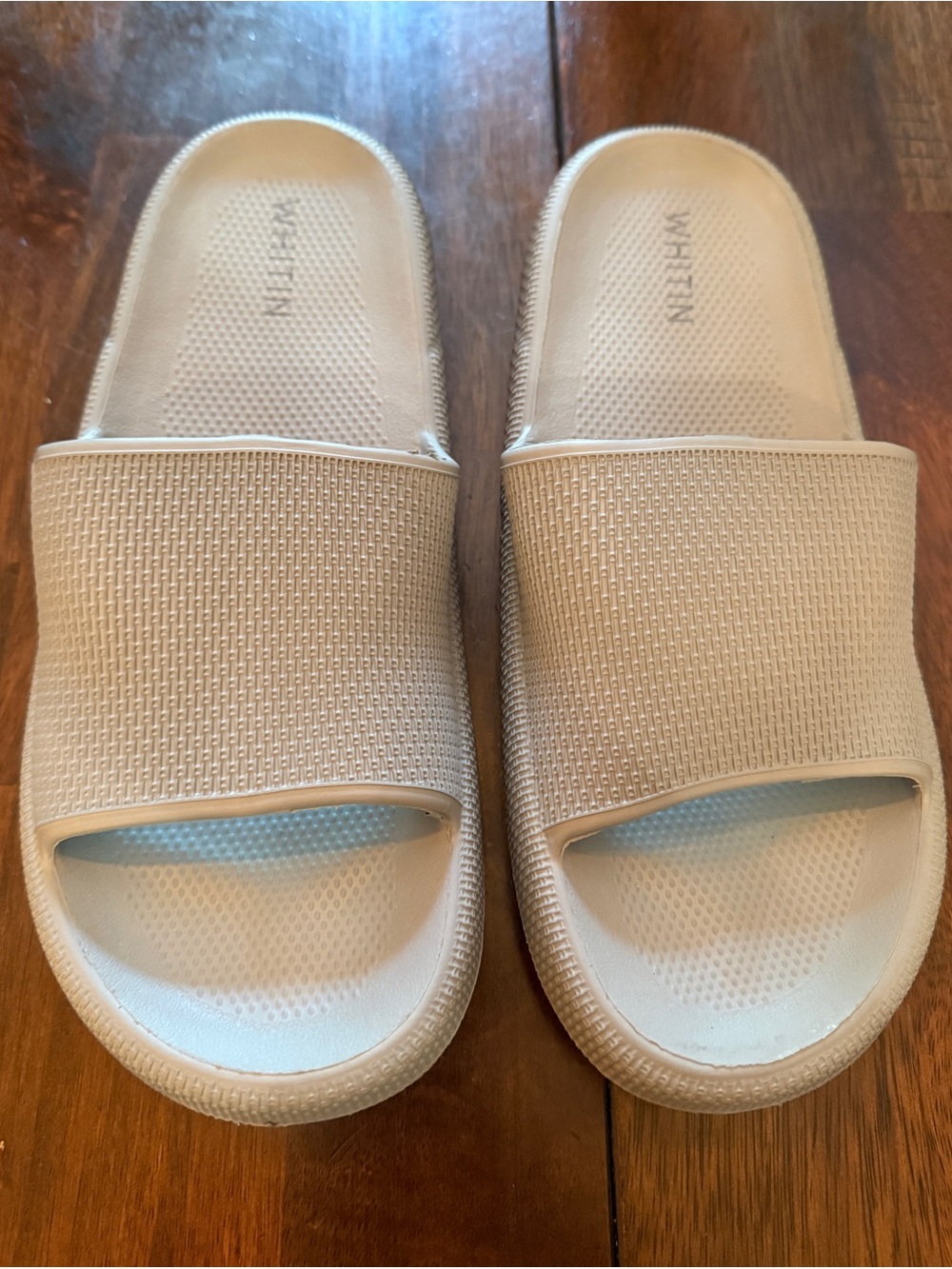 Never Worn - WHITIN Pillow Slides Gray Cushioned Slippers Women’s Size 6.5-7